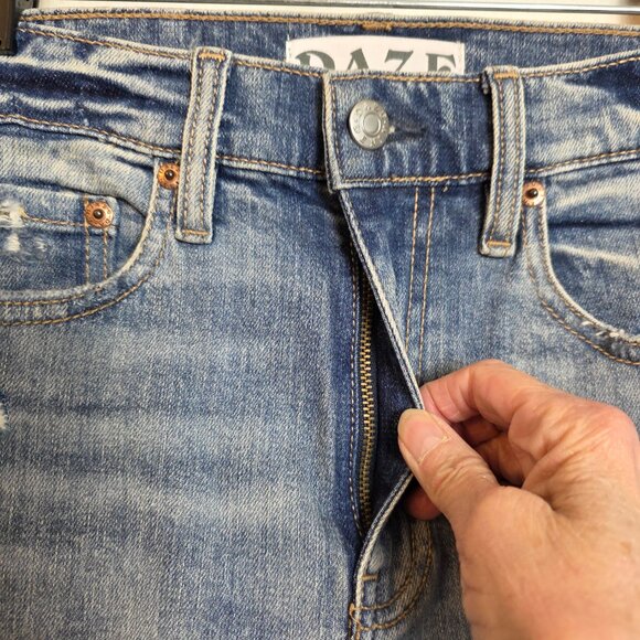 Daze Go Getter Jeans Distressed High Rise Flare Leg New Blue Size 26 - Picture 6 of 17